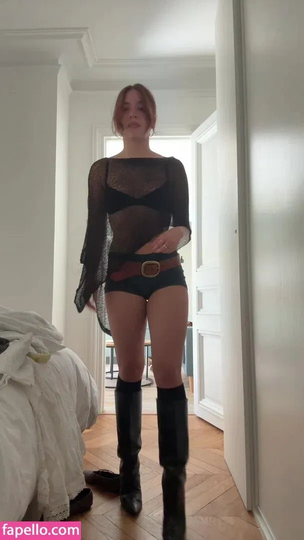 Mackenzie Ziegler Onlyfans Photo Gallery 