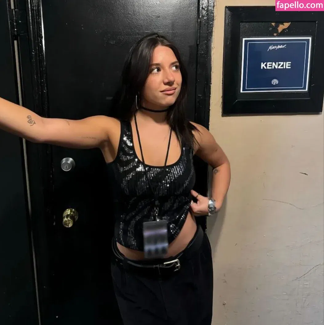 Mackenzie Ziegler Onlyfans Photo Gallery 