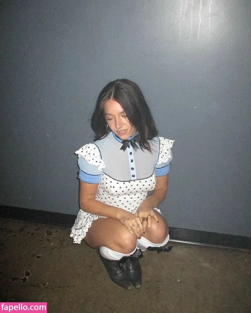 Mackenzie Ziegler Onlyfans Photo Gallery 