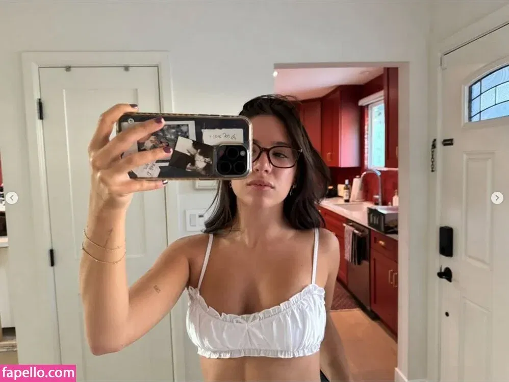 Mackenzie Ziegler Onlyfans Photo Gallery 