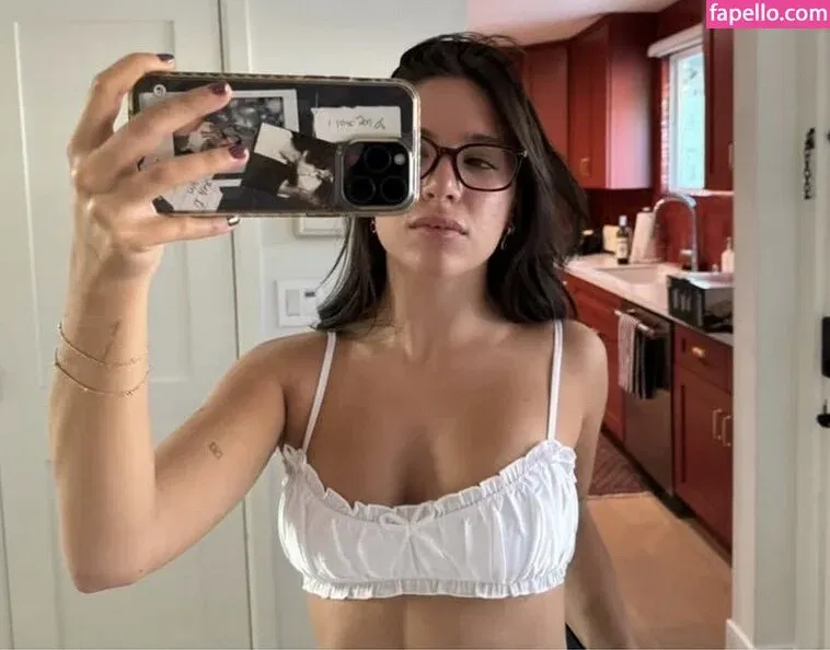 Mackenzie Ziegler Onlyfans Photo Gallery 