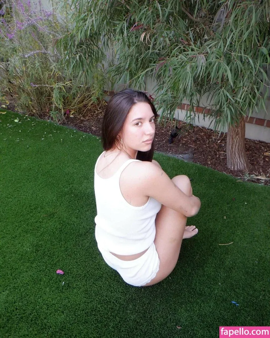 Mackenzie Ziegler Onlyfans Photo Gallery 