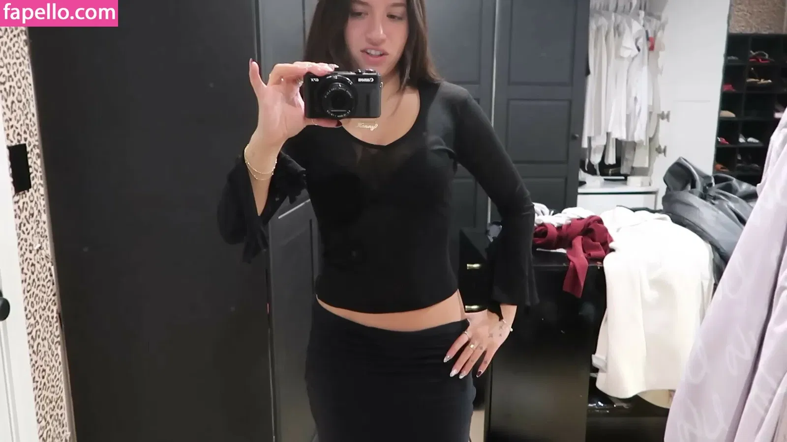 Mackenzie Ziegler Onlyfans Photo Gallery 