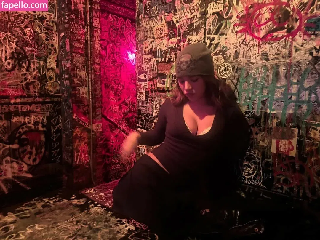 Mackenzie Ziegler Onlyfans Photo Gallery 