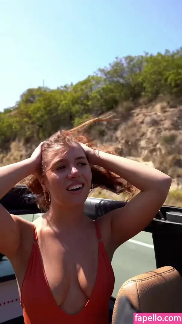 Mackenzie Ziegler Onlyfans Photo Gallery 