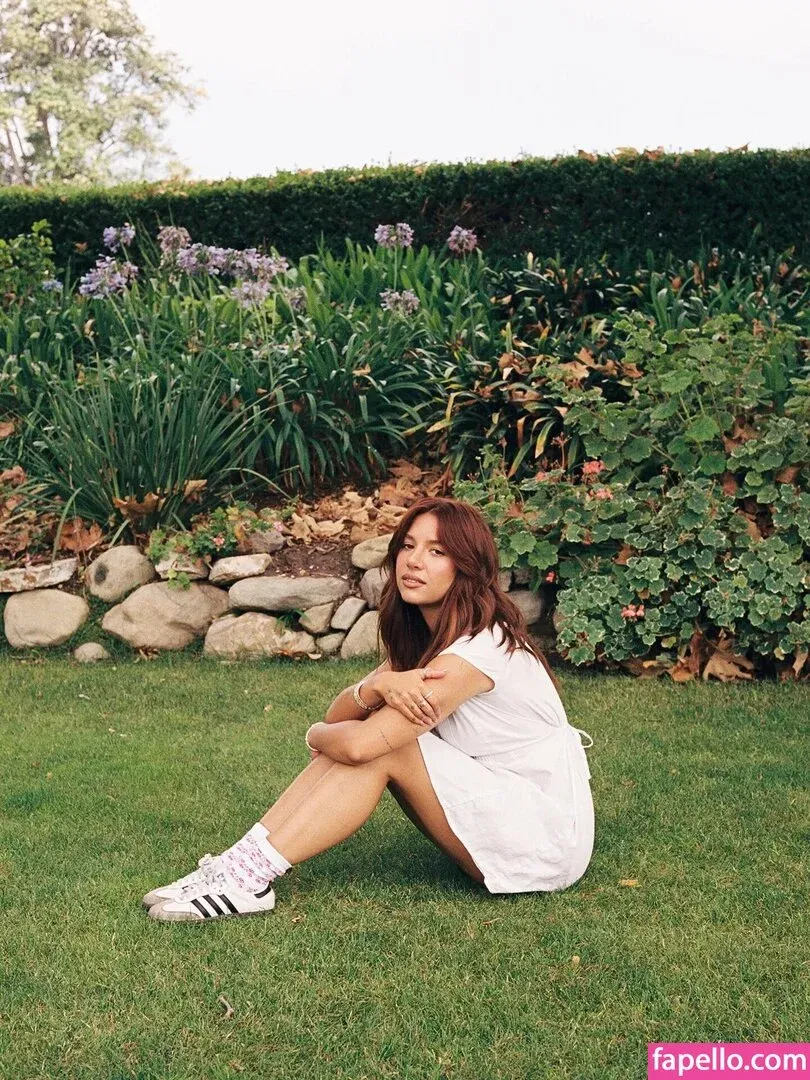 Mackenzie Ziegler Onlyfans Photo Gallery 