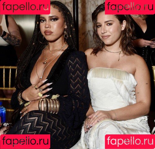 Mackenzie Ziegler Onlyfans Photo Gallery 