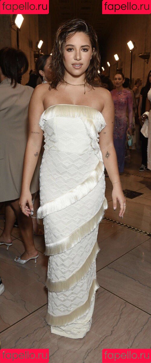 Mackenzie Ziegler Onlyfans Photo Gallery 