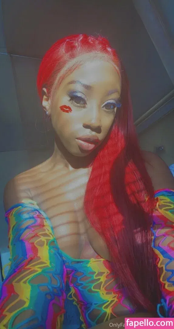 ebonysimz2 Onlyfans Photo Gallery 