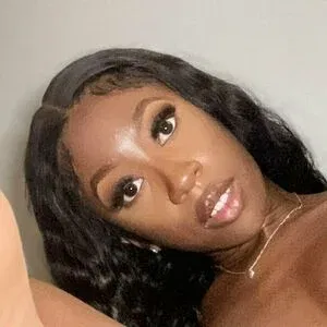 ebonysimz2 Onlyfans Photo Gallery 