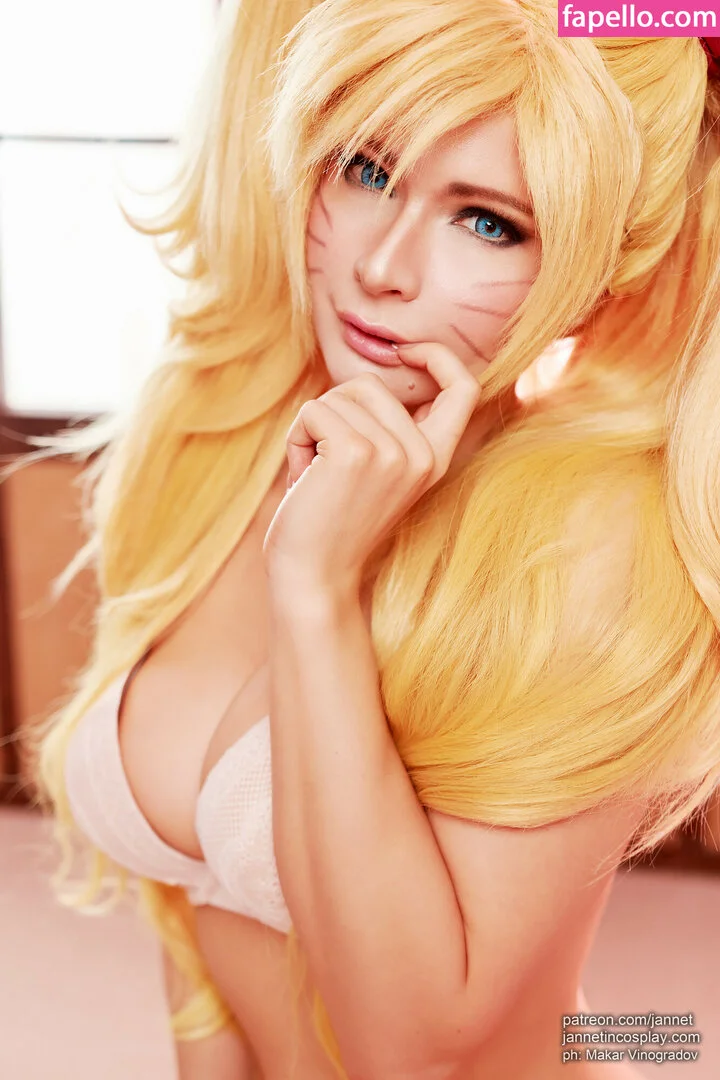 Jannet In Cosplay Onlyfans Photo Gallery 