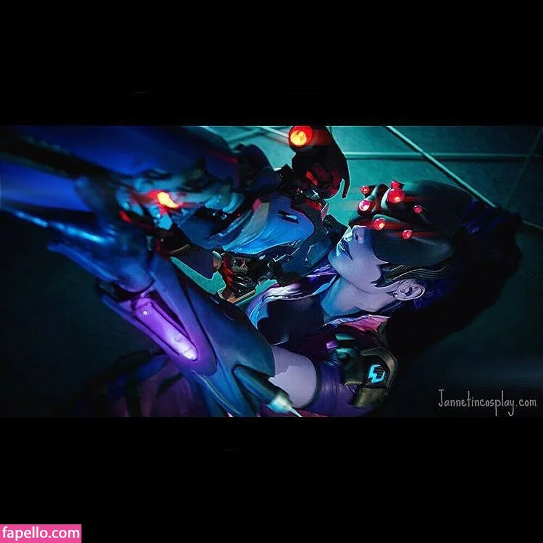 Jannet In Cosplay Onlyfans Photo Gallery 