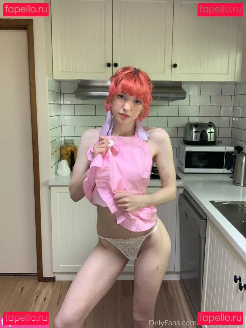 valentinemae Onlyfans Photo Gallery 