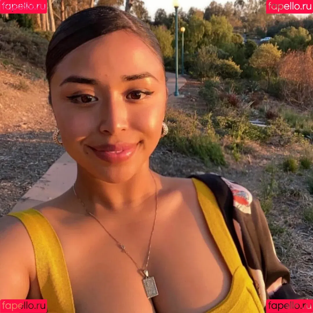 Sarai Fonseca Onlyfans Photo Gallery 