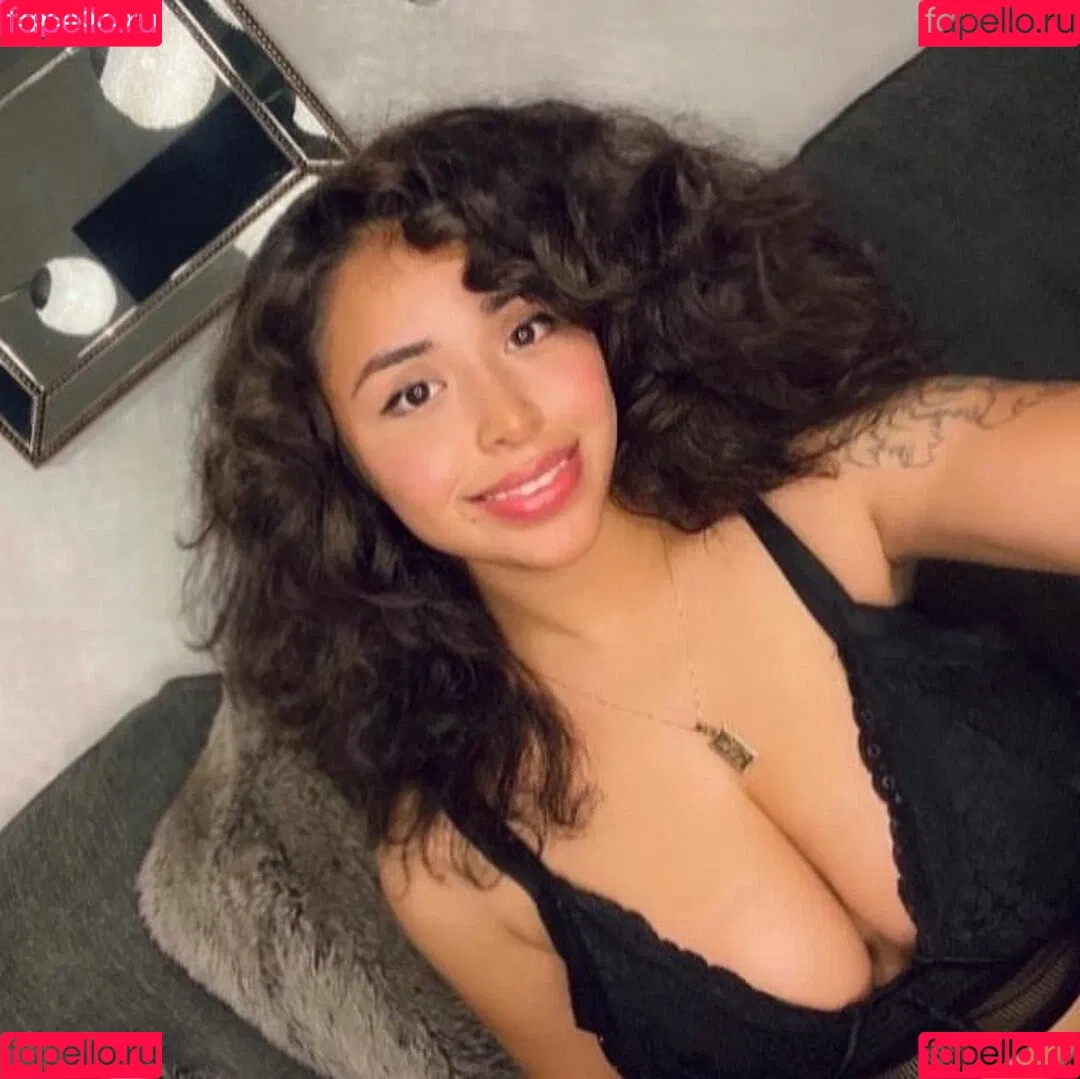 Sarai Fonseca Onlyfans Photo Gallery 