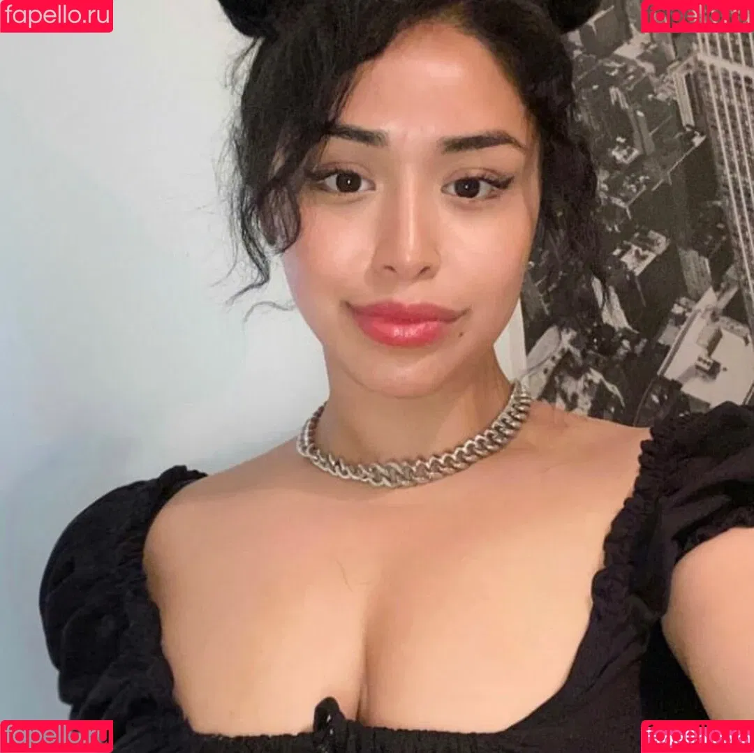 Sarai Fonseca Onlyfans Photo Gallery 