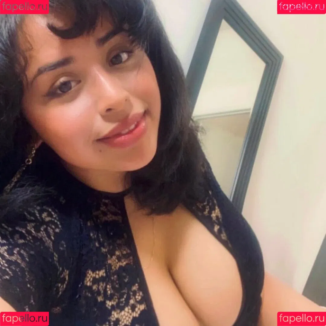 Sarai Fonseca Onlyfans Photo Gallery 