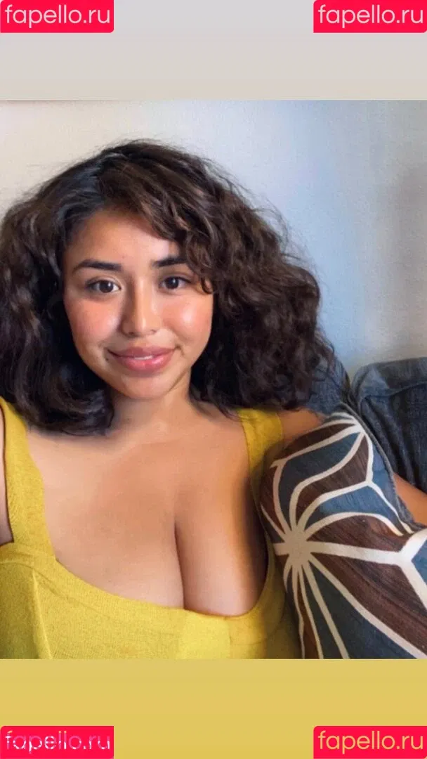 Sarai Fonseca Onlyfans Photo Gallery 