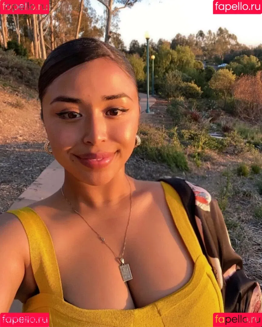 Sarai Fonseca Onlyfans Photo Gallery 