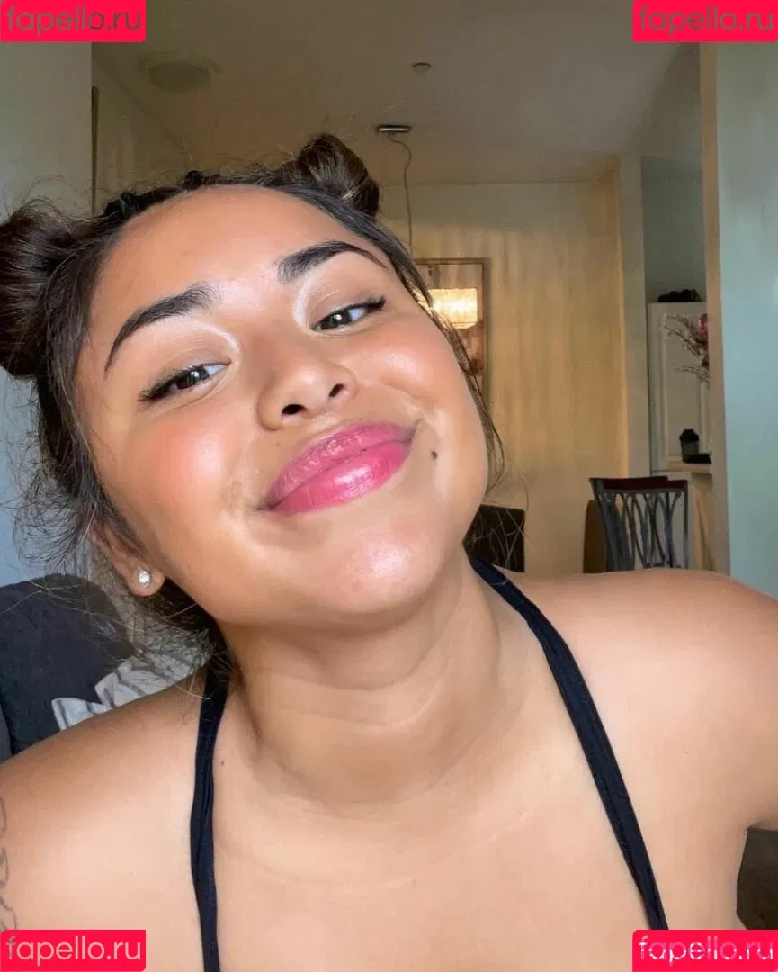 Sarai Fonseca Onlyfans Photo Gallery 