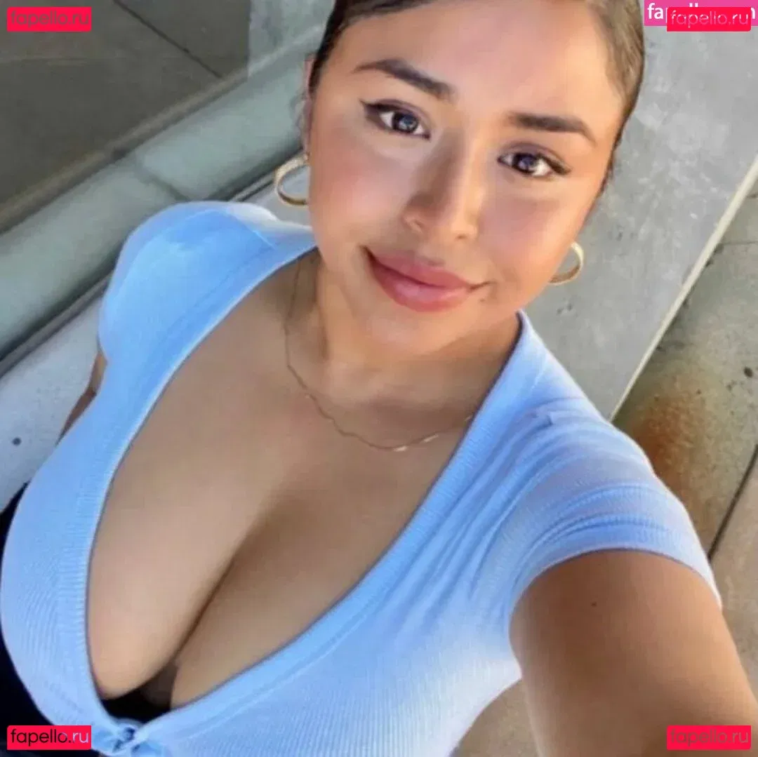 Sarai Fonseca Onlyfans Photo Gallery 