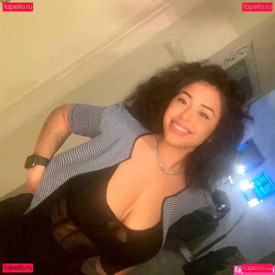 Sarai Fonseca Onlyfans Photo Gallery 