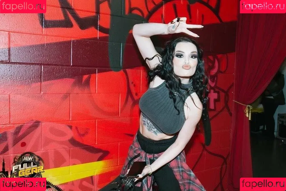 Saraya Bevis Onlyfans Photo Gallery 