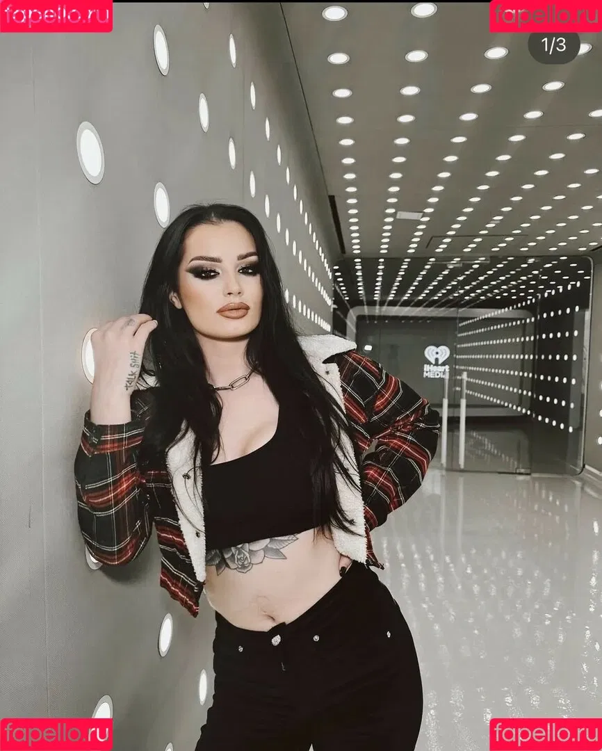 Saraya Bevis Onlyfans Photo Gallery 