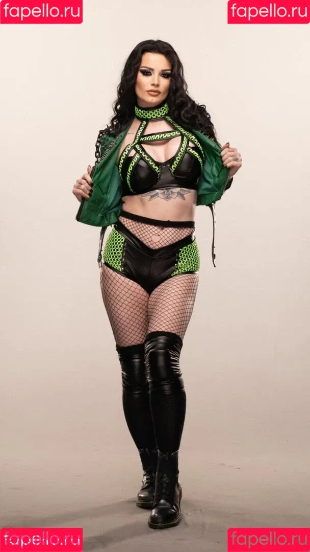 Saraya Bevis Onlyfans Photo Gallery 