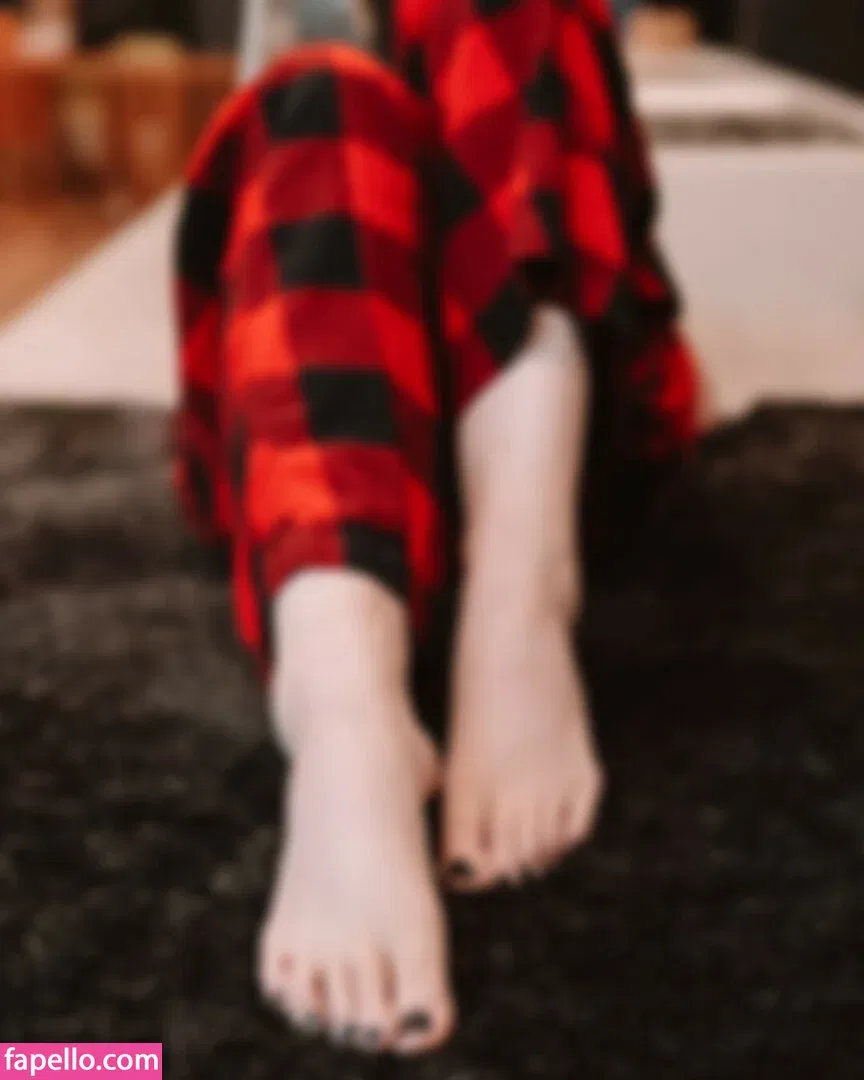 Saraya Bevis Onlyfans Photo Gallery 