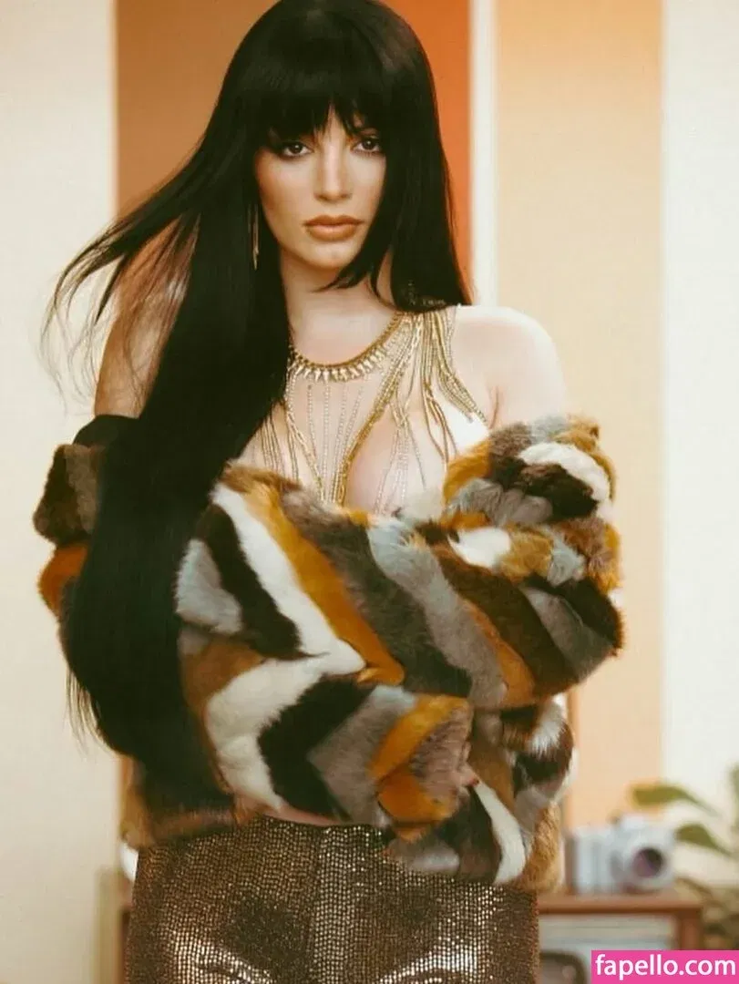 Saraya Bevis Onlyfans Photo Gallery 