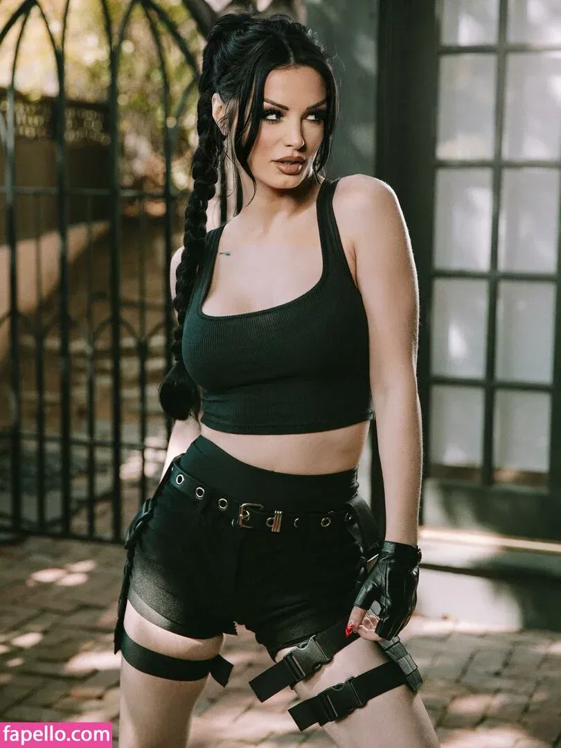 Saraya Bevis Onlyfans Photo Gallery 