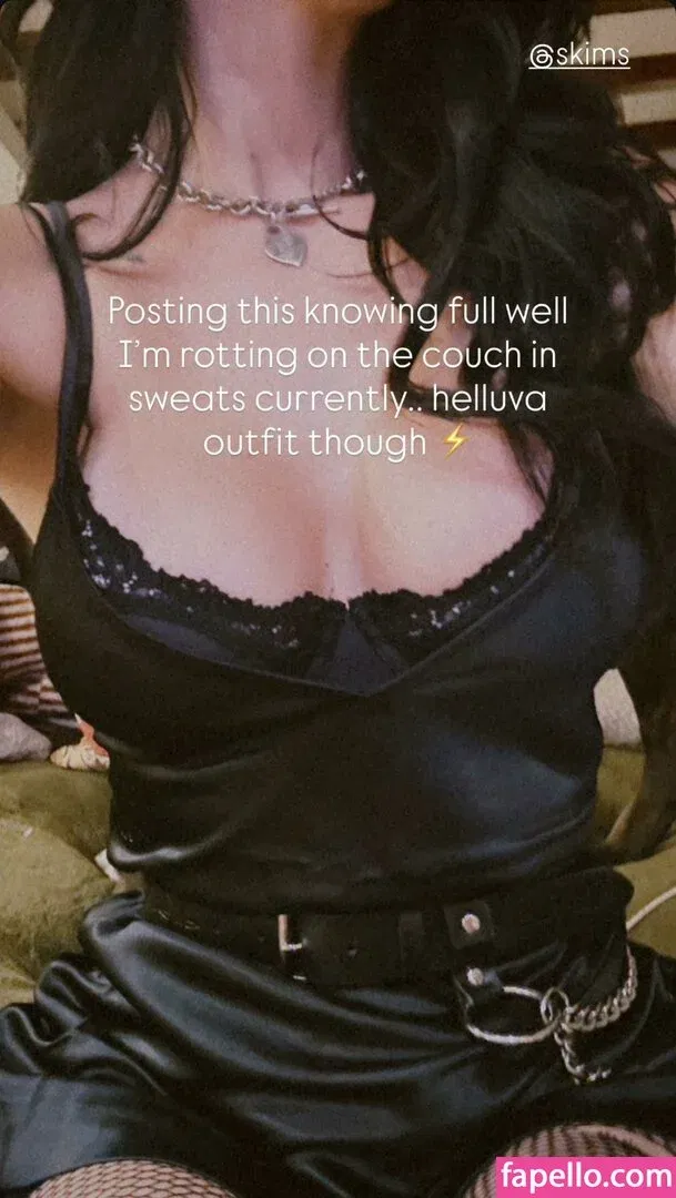 Saraya Bevis Onlyfans Photo Gallery 