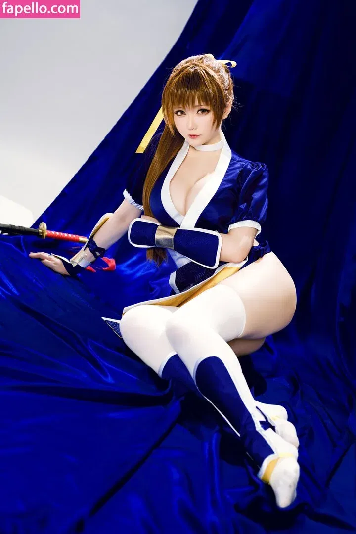 Hoshilily Onlyfans Photo Gallery 