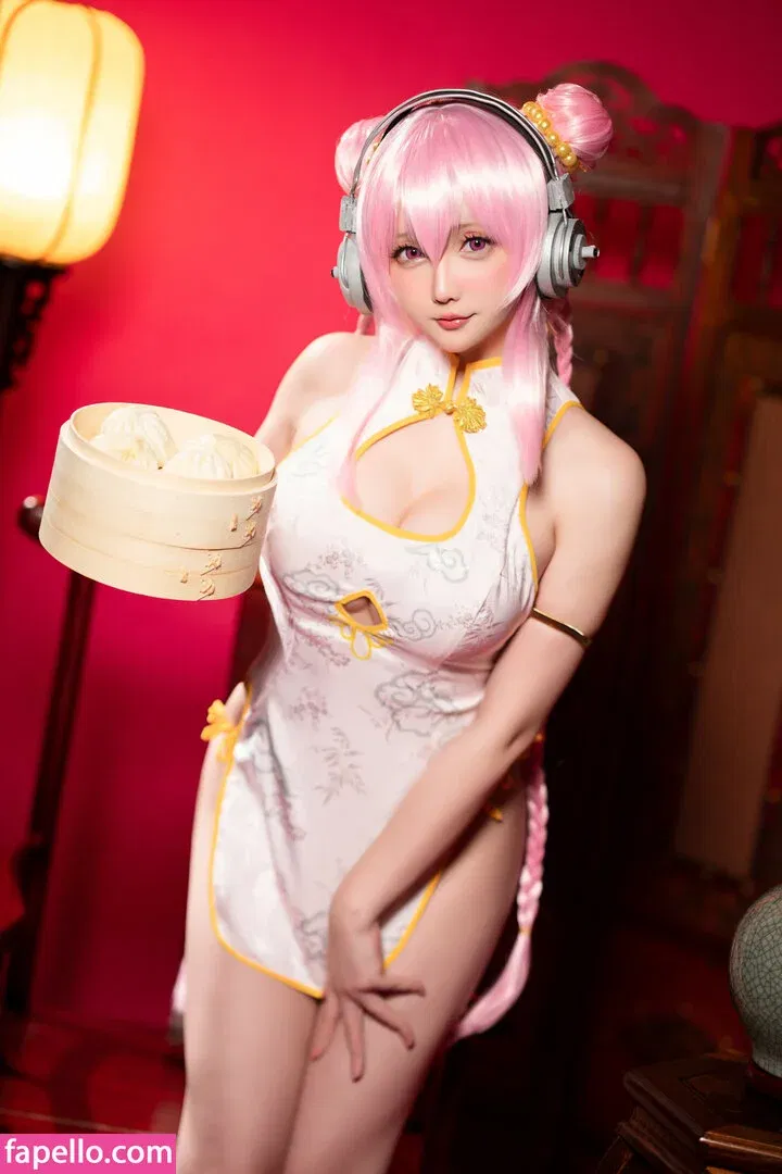 Hoshilily Onlyfans Photo Gallery 