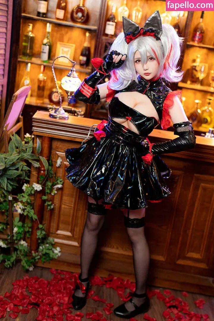 Hoshilily Onlyfans Photo Gallery 