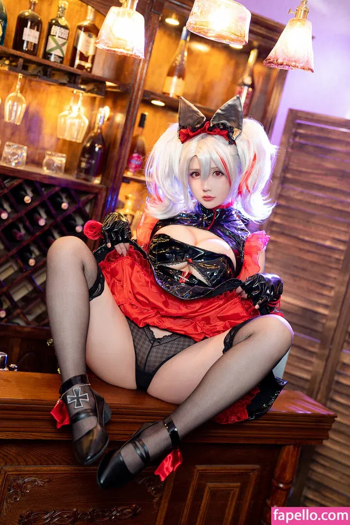 Hoshilily Onlyfans Photo Gallery 