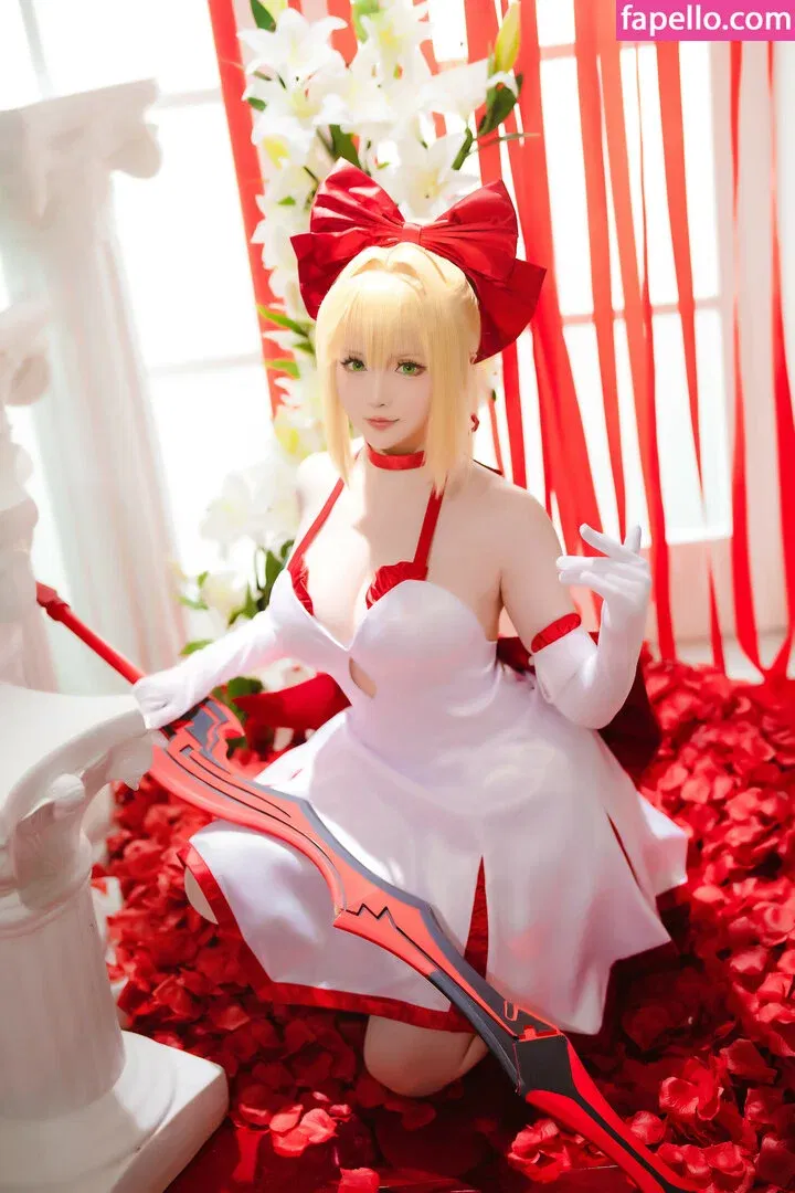 Hoshilily Onlyfans Photo Gallery 