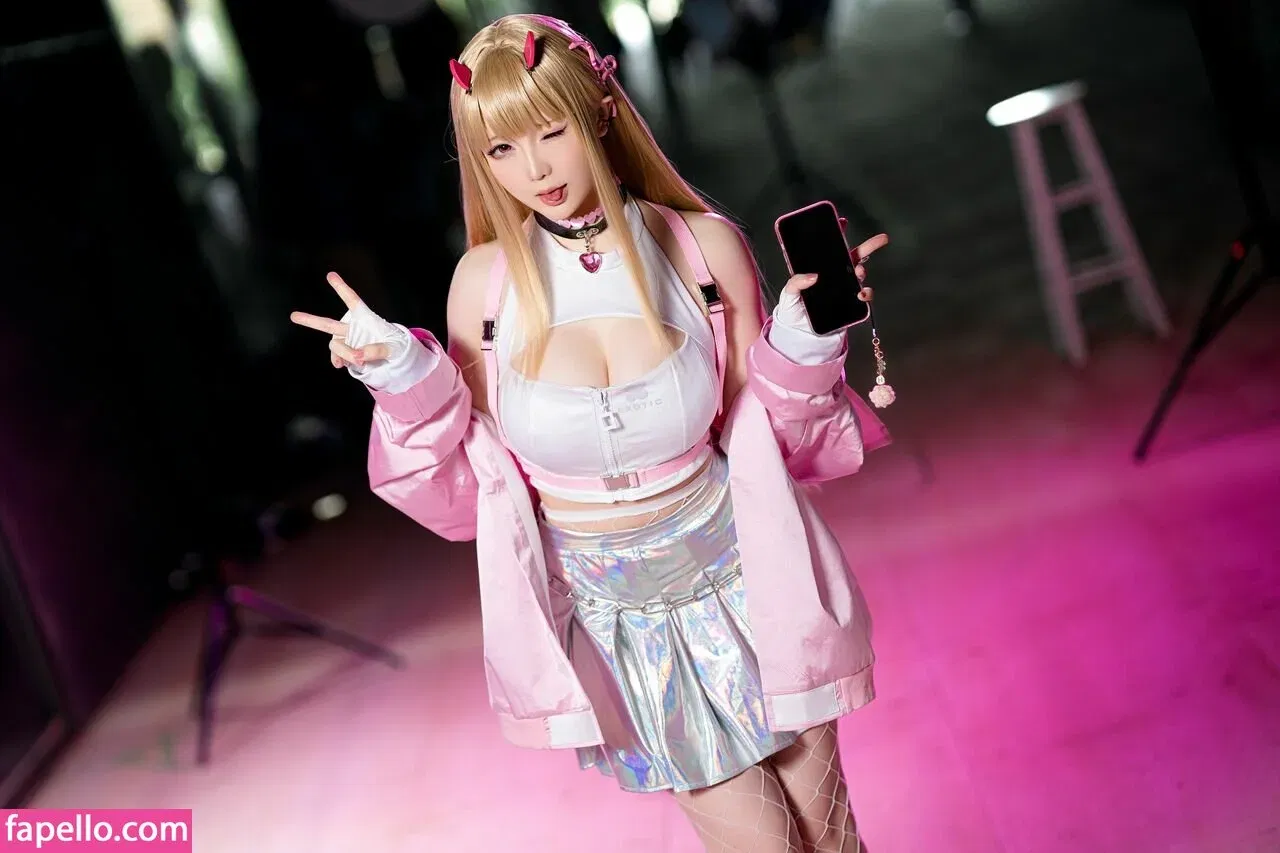 Hoshilily Onlyfans Photo Gallery 