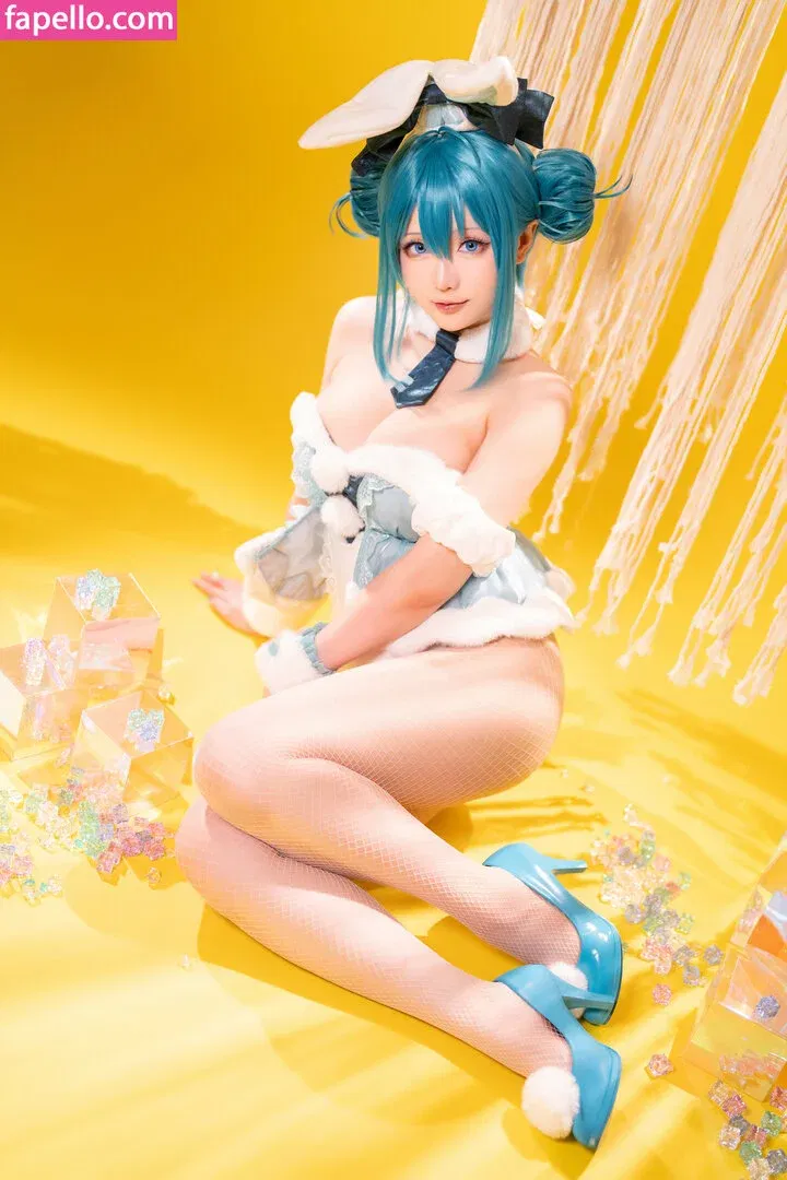 Hoshilily Onlyfans Photo Gallery 