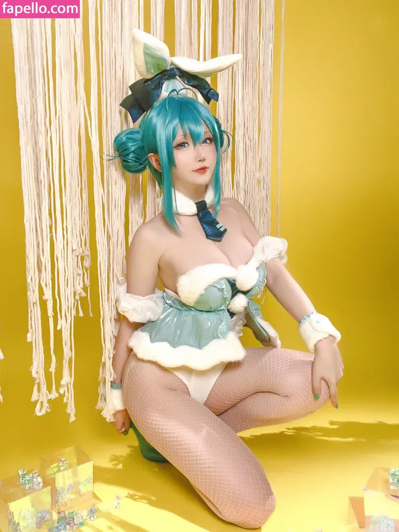 Hoshilily Onlyfans Photo Gallery 