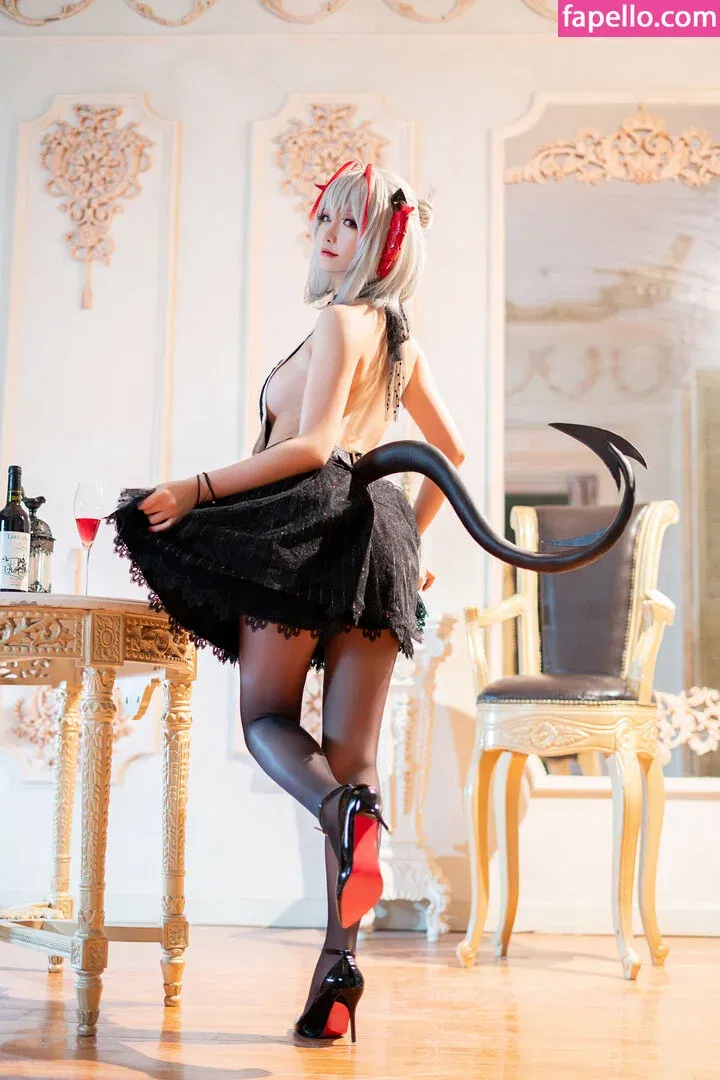 Hoshilily Onlyfans Photo Gallery 