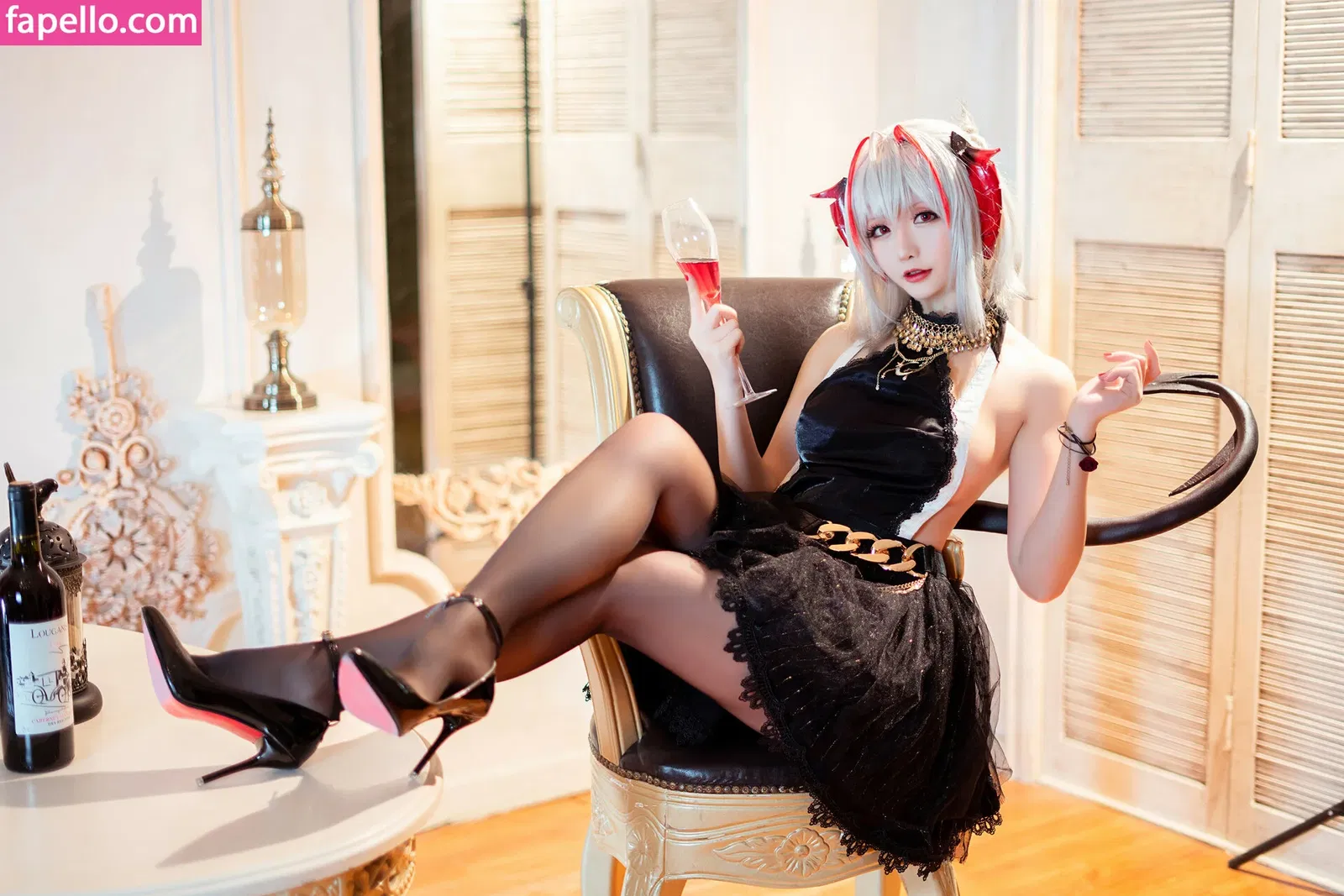 Hoshilily Onlyfans Photo Gallery 