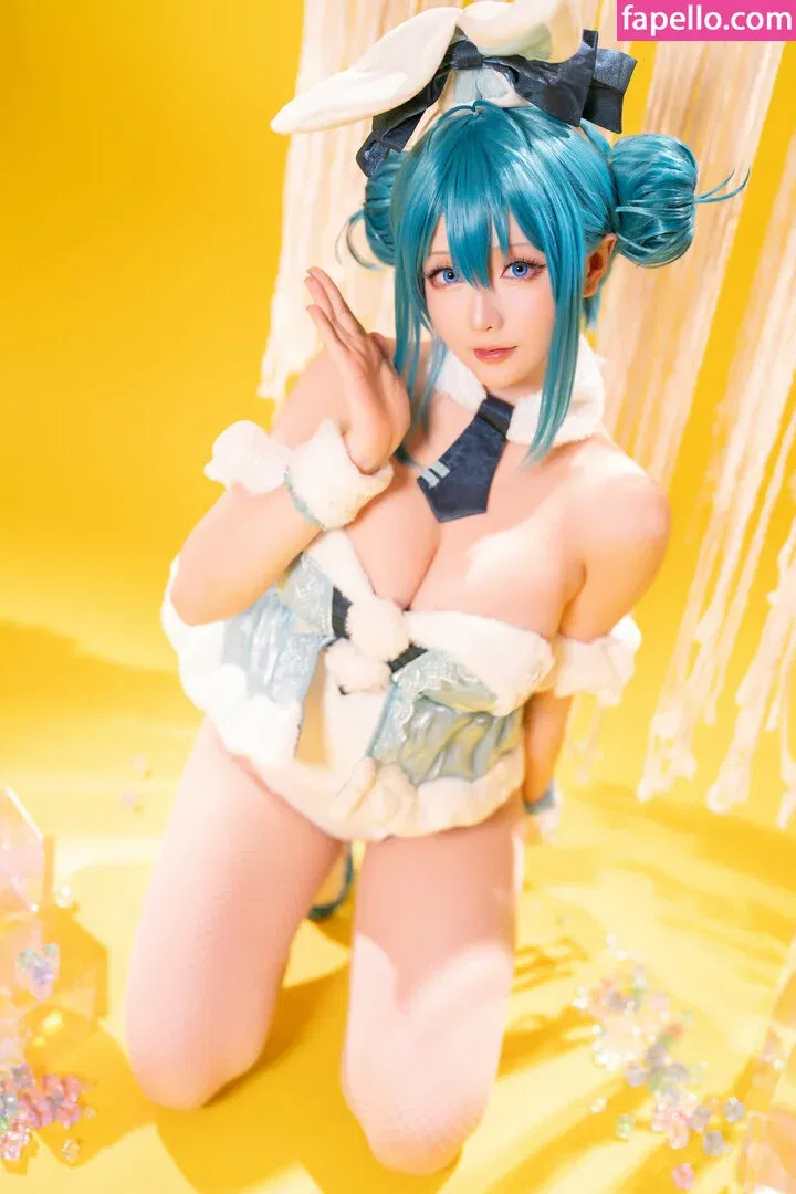 Hoshilily Onlyfans Photo Gallery 