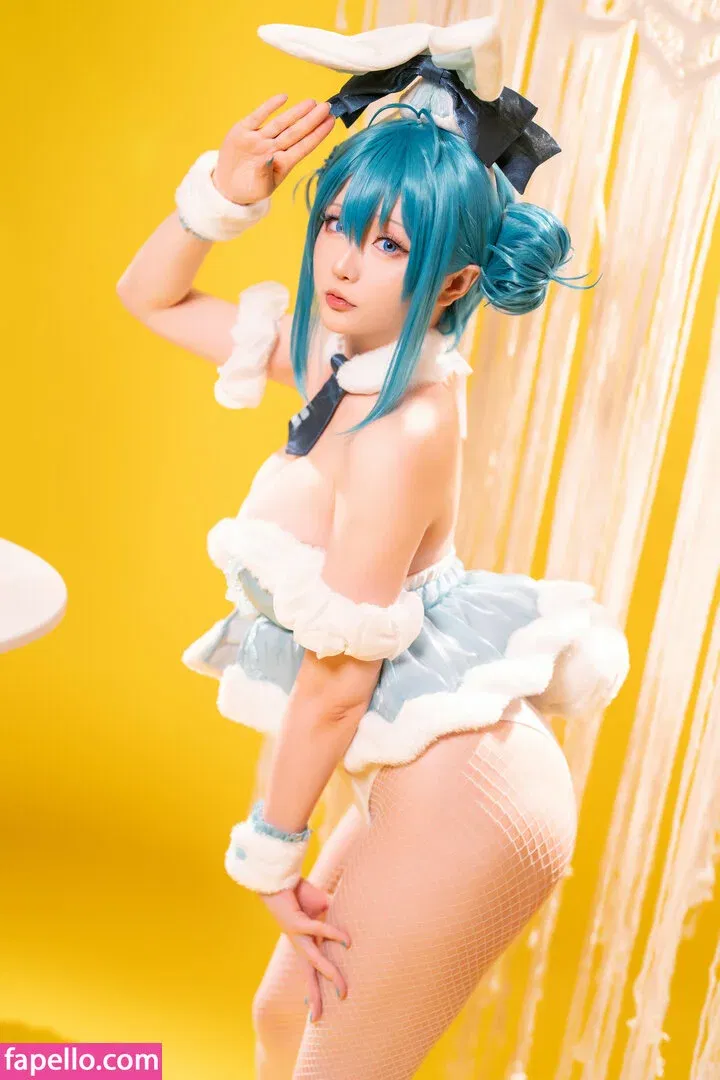 Hoshilily Onlyfans Photo Gallery 