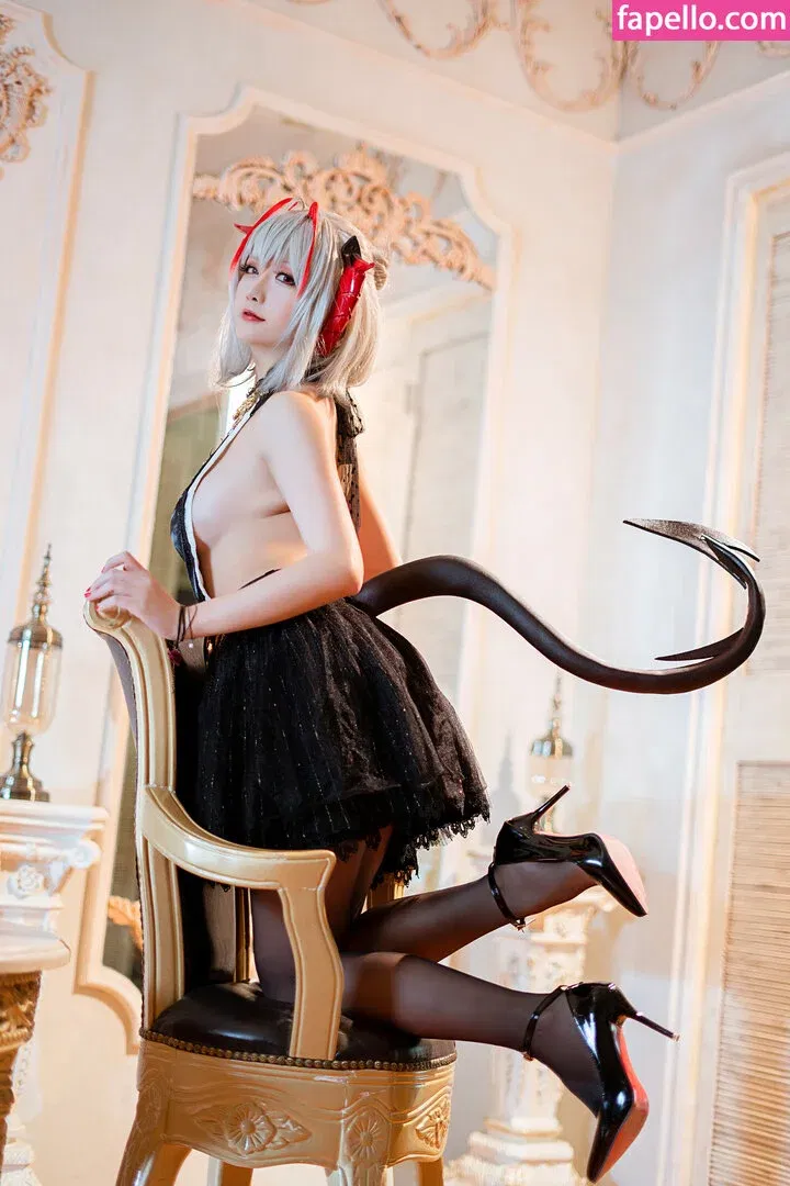 Hoshilily Onlyfans Photo Gallery 