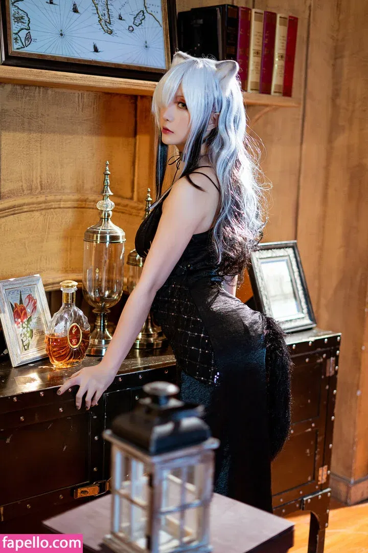 Hoshilily Onlyfans Photo Gallery 