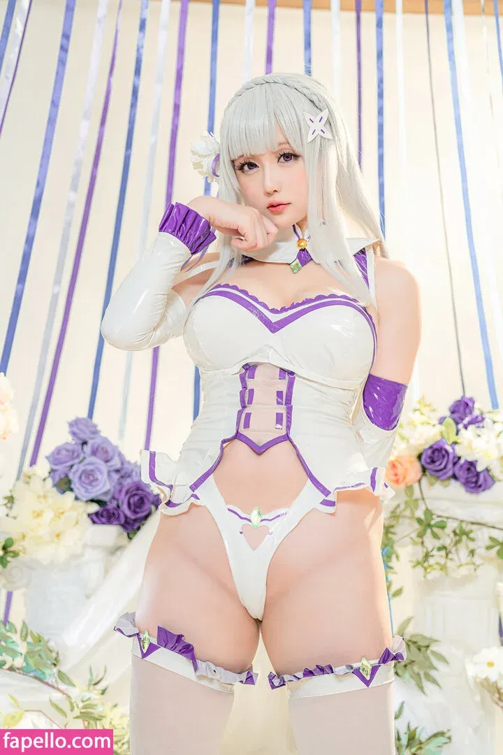 Hoshilily Onlyfans Photo Gallery 