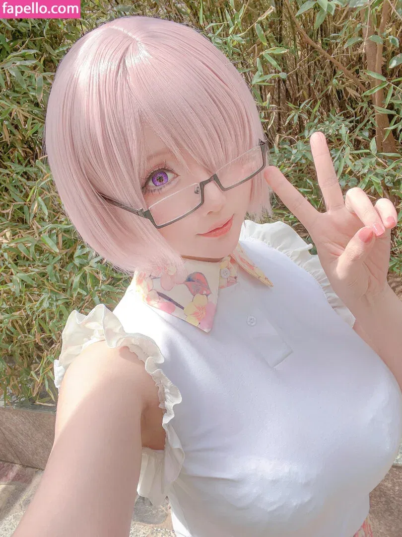 Hoshilily Onlyfans Photo Gallery 