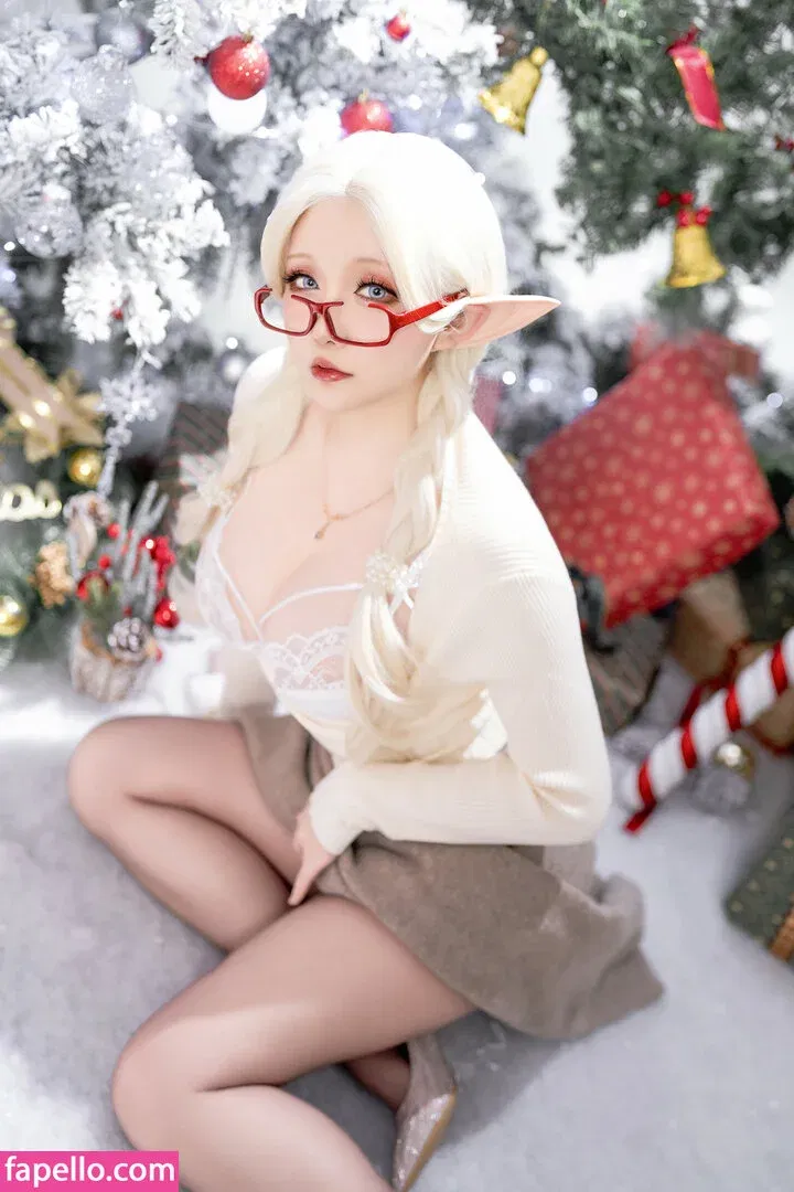 Hoshilily Onlyfans Photo Gallery 